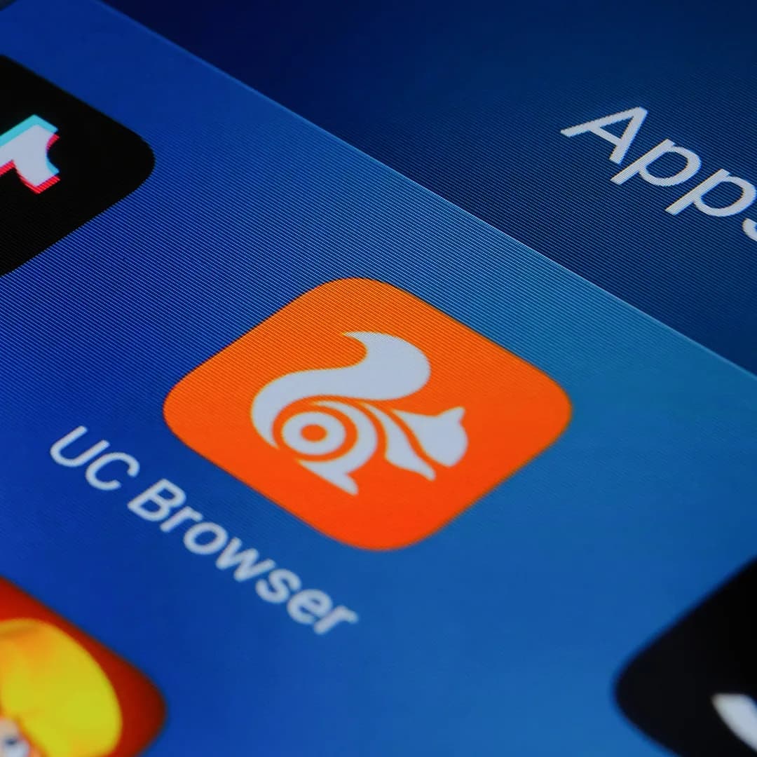 UC Browserの軽量パフォーマンスと学術支援機能